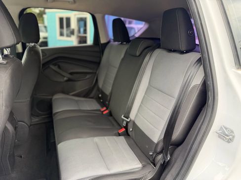 Used 2017 Ford Escape S FWD image 9