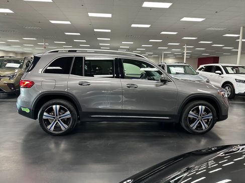 Used 2023 Mercedes-Benz EQB 250+ image 8