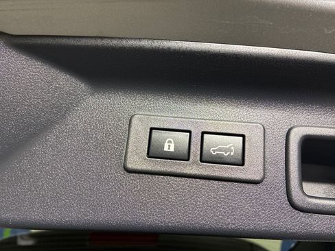 Used 2026 Subaru Forester Premium AWD/4WD image 30