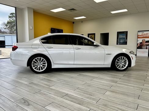 Used 2015 BMW 528i Sedan image 5