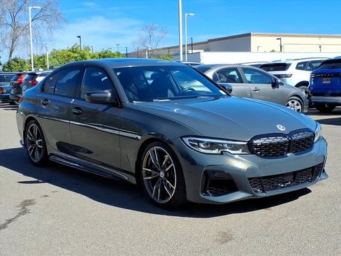 Used 2020 BMW M340i xDrive w/ Premium Package image 3