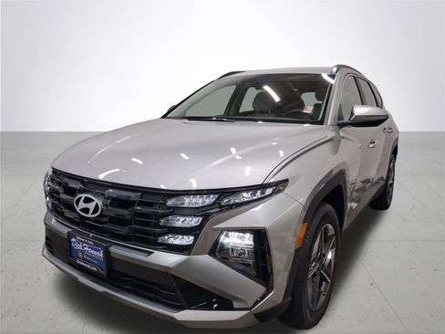 New 2026 Hyundai Tucson SEL image 2