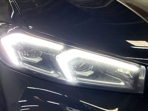 Used 2025 BMW M340i w/ Premium Package image 31