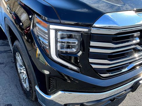 Used 2025 GMC Sierra 1500 SLT image 33