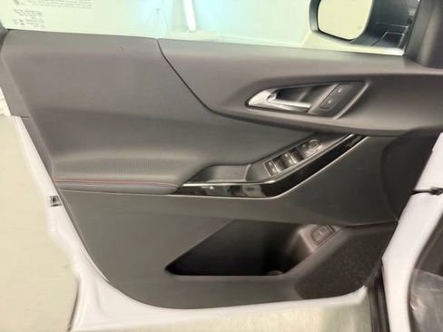 New 2026 Chevrolet Equinox RS image 14