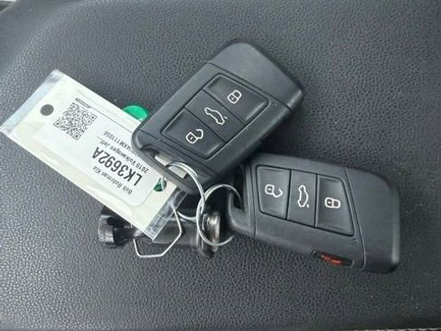 Used 2019 Volkswagen Jetta R-Line image 21