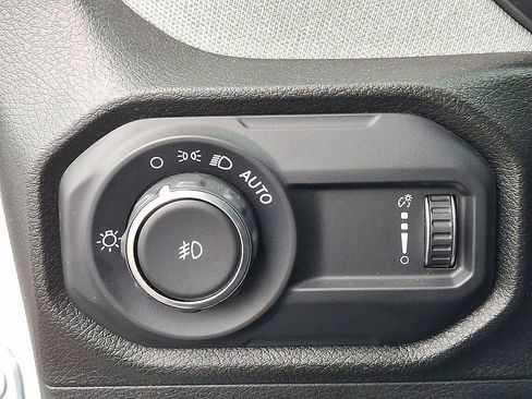 Used 2024 Jeep Wrangler Unlimited w/ Convenience Group image 25