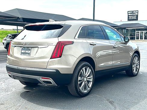 Used 2022 Cadillac XT5 Premium Luxury image 8