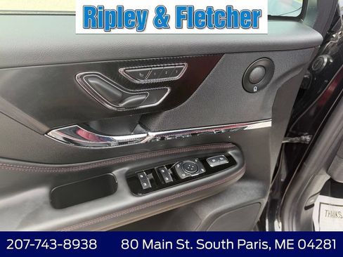 Used 2025 Lincoln Corsair Reserve w/ Equipment Group 202A AWD/4WD image 11