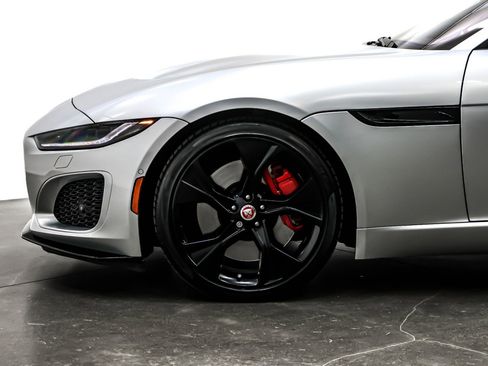 Used 2023 Jaguar F-TYPE Coupe image 9