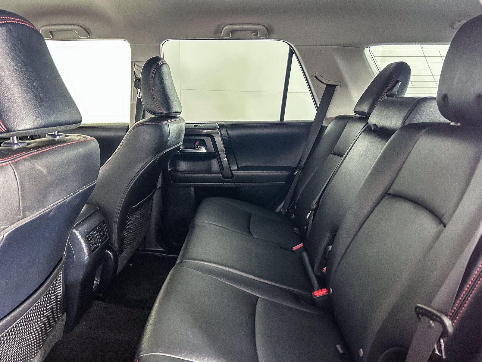 Used 2024 Toyota 4Runner TRD Off-Road Premium AWD/4WD image 19