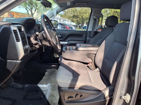 Used 2018 Chevrolet Silverado 1500 LT w/ All Star Edition image 16