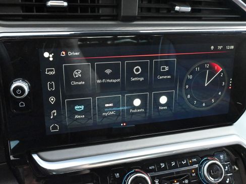 Used 2025 GMC Sierra 2500 Denali Ultimate image 33