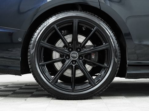 Used 2024 Audi S8 4.0T image 33