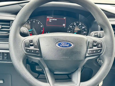 Used 2023 Ford Explorer 2WD image 21