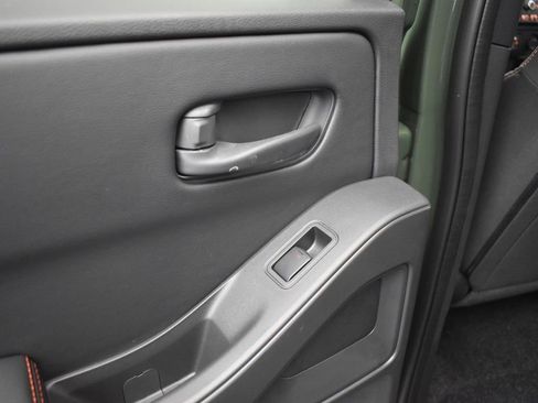 New 2026 Nissan Frontier PRO-4X w/ Pro-4x Convenience Package image 15