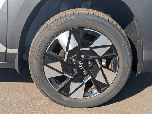 New 2025 Hyundai Kona SEL image 11