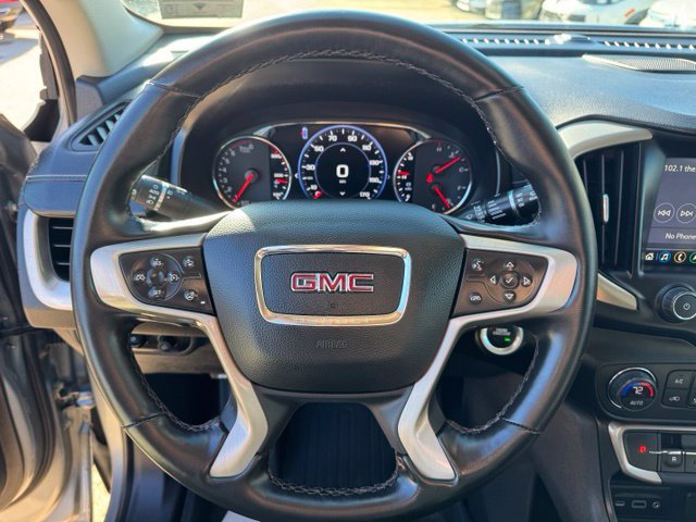 Used 2024 GMC Terrain Denali AWD/4WD image 17