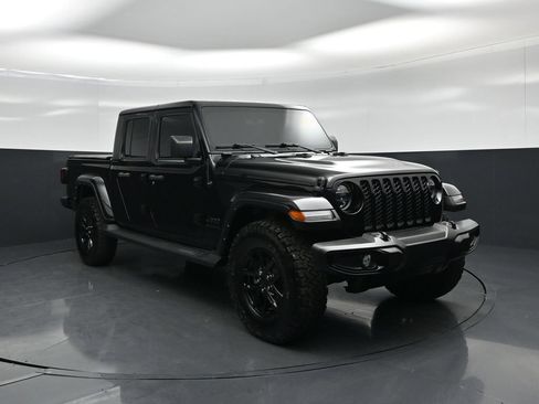 Used 2022 Jeep Gladiator Sport AWD/4WD image 52