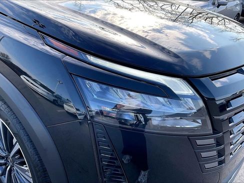 New 2026 Nissan Pathfinder Platinum w/ Cargo Package AWD/4WD image 27