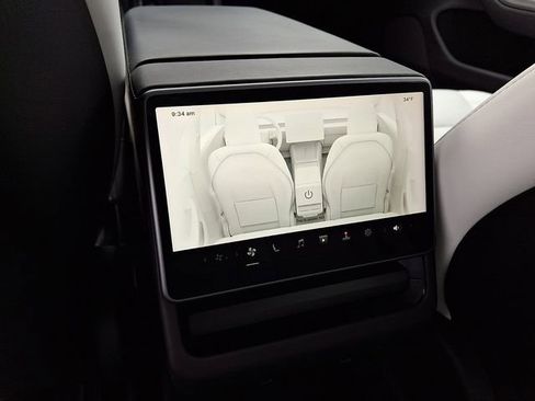 Used 2025 Tesla Model 3 Long Range image 11