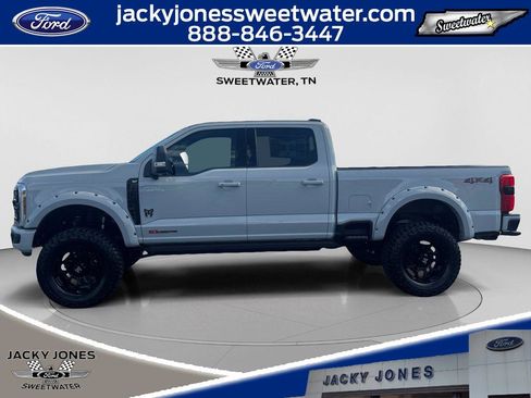New 2026 Ford F250 XLT w/ XLT Premium Package AWD/4WD image 3