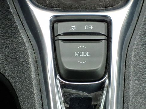 Used 2017 Chevrolet Camaro SS RWD image 17