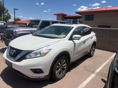 Used 2017 Nissan Murano SL w/ SL Technology Package AWD/4WD image 2