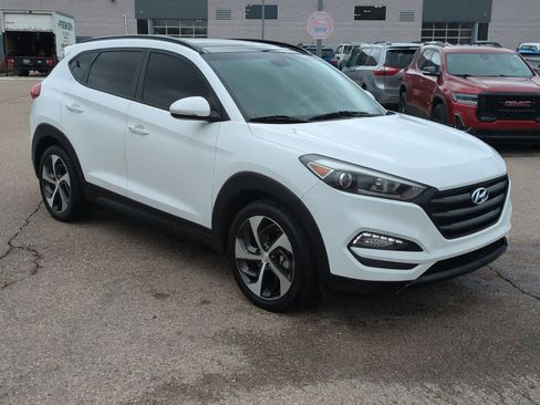 Used 2018 Hyundai Tucson Value image 2