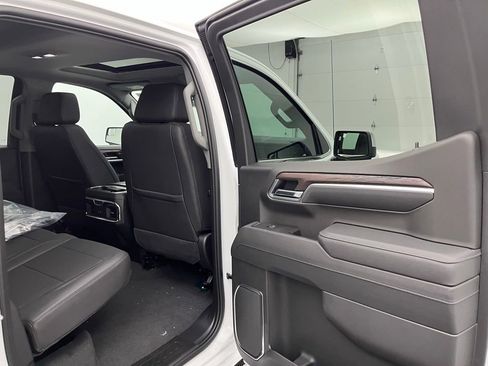 New 2026 GMC Sierra 1500 SLT w/ SLT Premium Package image 34