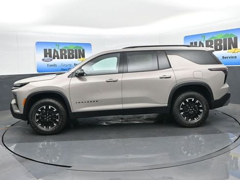 New 2026 Chevrolet Traverse Z71 w/ Enhanced Driving Package AWD/4WD image 2