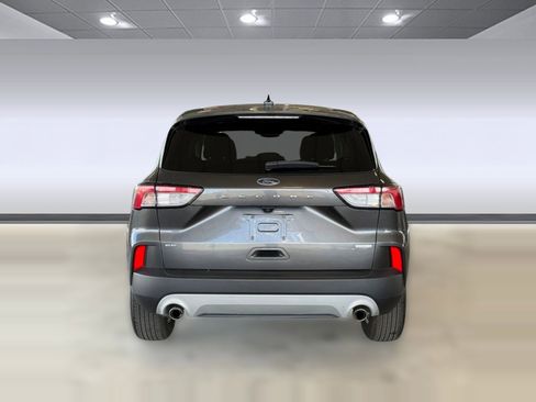 Certified 2020 Ford Escape SE image 9