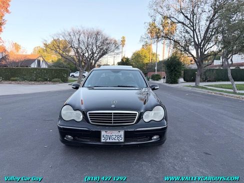 Used 2004 Mercedes-Benz C 230 C 230 Kompressor image 2