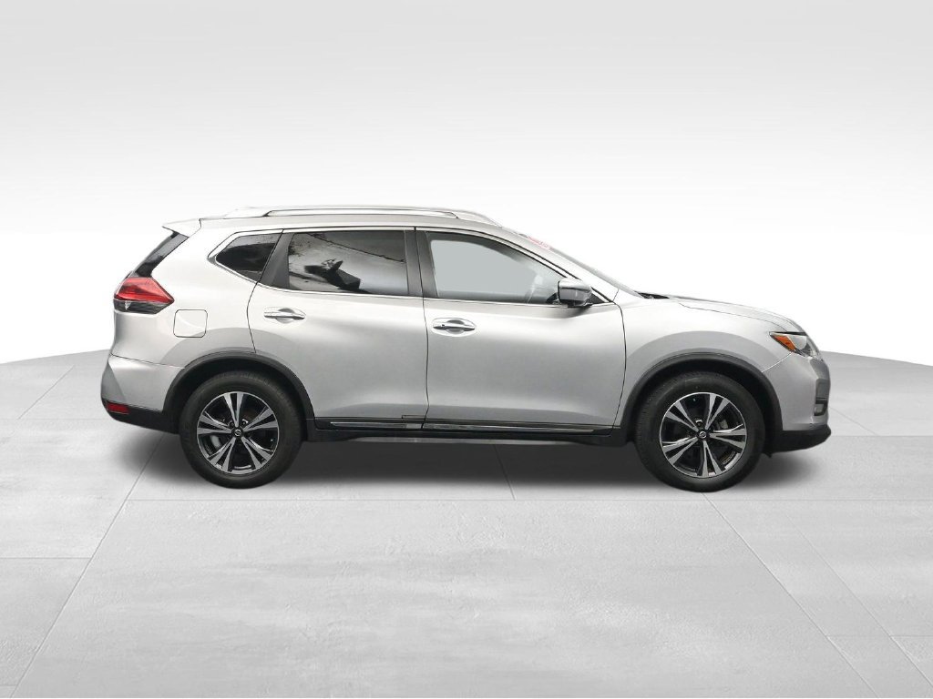 Used 2018 Nissan Rogue SL FWD image 6