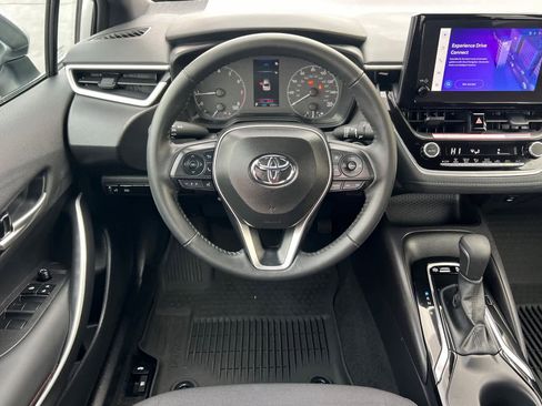 Certified 2025 Toyota Corolla SE image 14