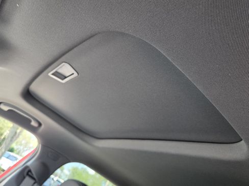 New 2026 Chevrolet Trax RS w/ Sunroof Package FWD image 24