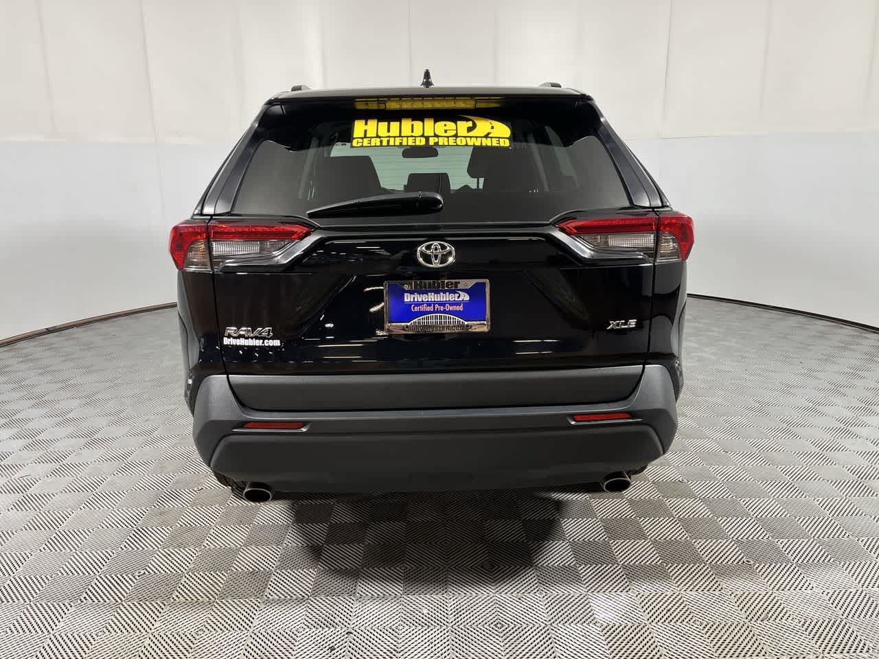 Used 2025 Toyota RAV4 XLE FWD image 7