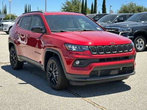 New 2026 Jeep Compass Latitude AWD/4WD image 10