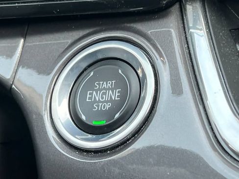 Used 2025 Chevrolet Trax ACTIV FWD image 26