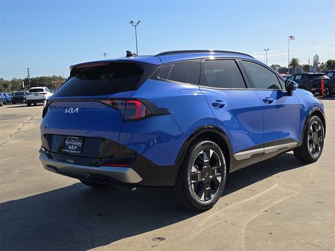 New 2026 Kia Sportage SX image 8
