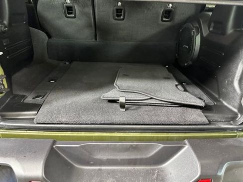 Used 2022 Jeep Wrangler Unlimited Sahara w/ Cold Weather Group image 26