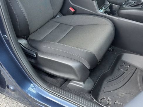 Used 2025 Honda CR-V EX image 19