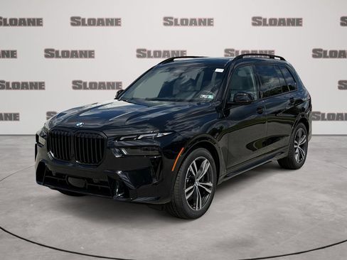 New 2027 BMW X7 xDrive40i w/ M Sport Package AWD/4WD image 1