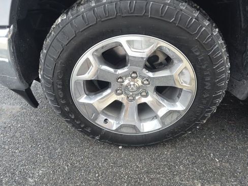 Used 2021 RAM 1500 Big Horn image 8