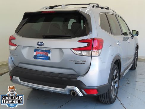 Used 2023 Subaru Forester Touring w/ Popular Package #3 AWD/4WD image 4