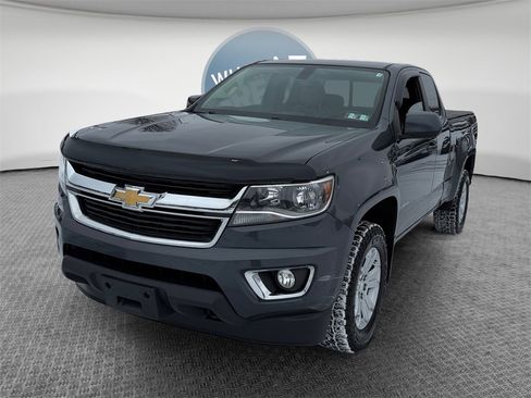 Used 2016 Chevrolet Colorado LT w/ LT Convenience Package image 8