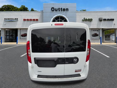 Used 2022 RAM ProMaster City Tradesman FWD image 5