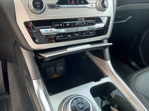 Used 2022 Ford Explorer Timberline AWD/4WD image 27