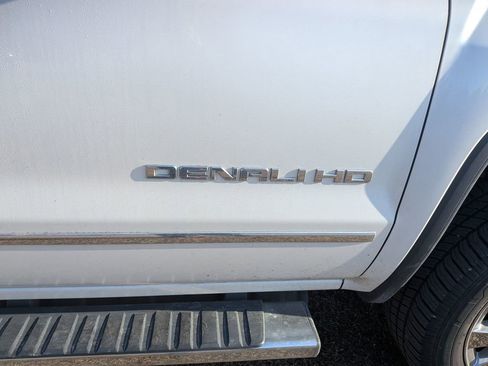 Used 2018 GMC Sierra 2500 Denali w/ Duramax Plus Package image 11