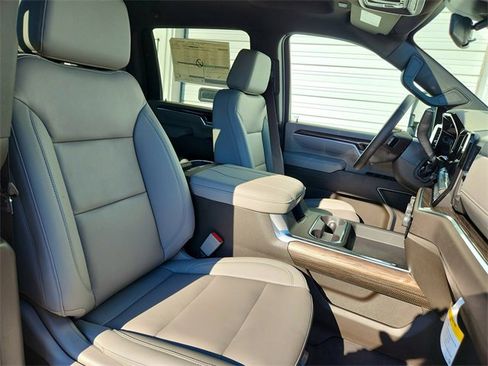 New 2026 Chevrolet Silverado 3500 LT w/ Leather Package image 32